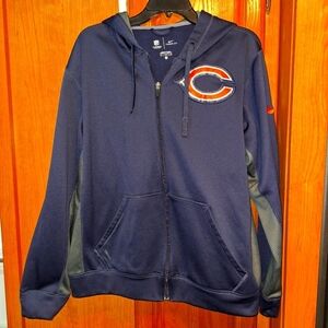 A Nike Therma-fit official NFL Chicago Bears hoodie in a men's size medium.